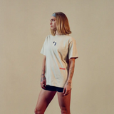 Bandit | เสื้อยืดคอตตอน Abstract Multi-Runner สำหรับทั้งชายและหญิง - สีแชมเปญ