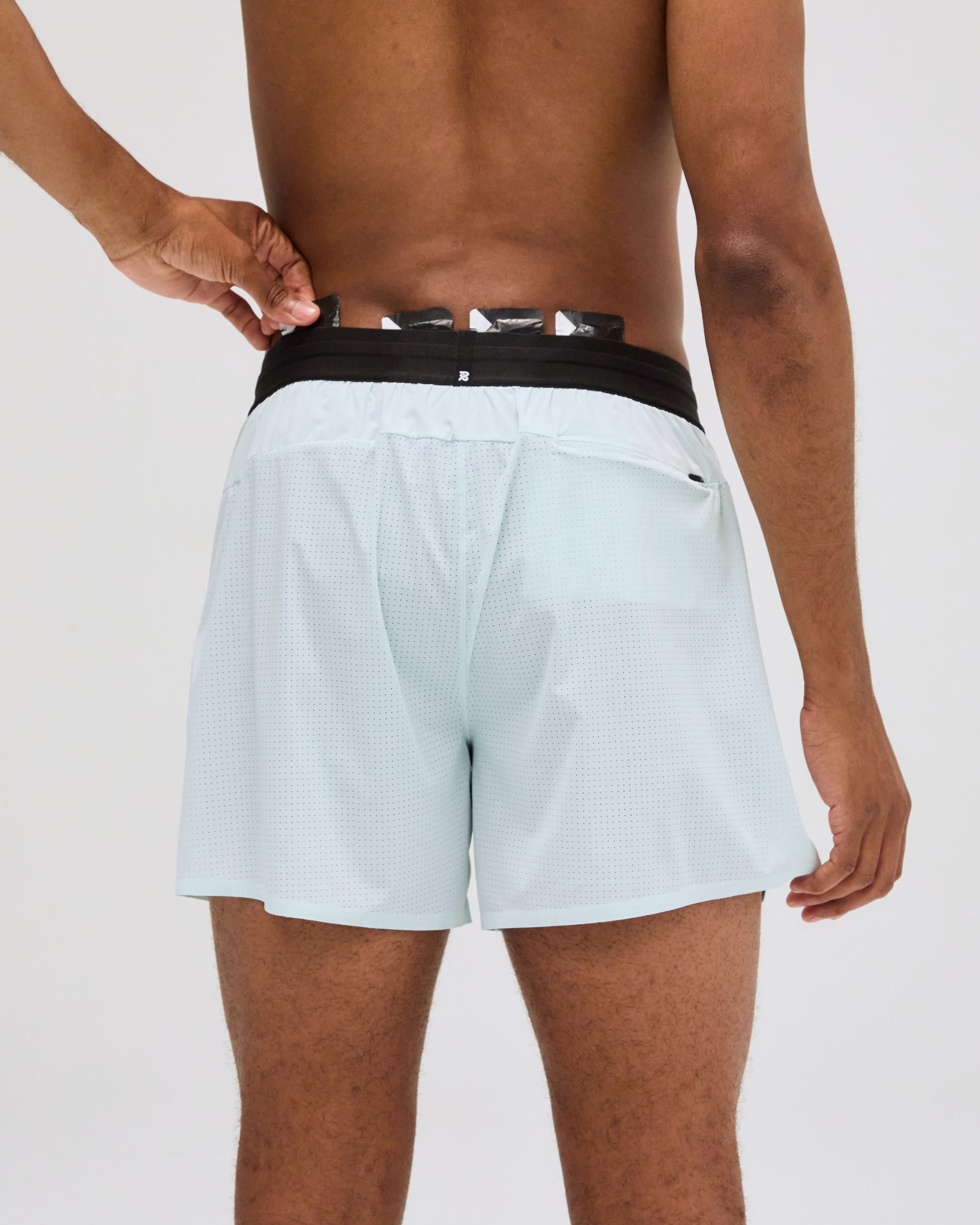 โจร | เสื้อกล้าม Airware™ Performance - สีดำ