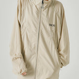 Hermanos Koumori x New Era - เสื้อยืดสีครีม