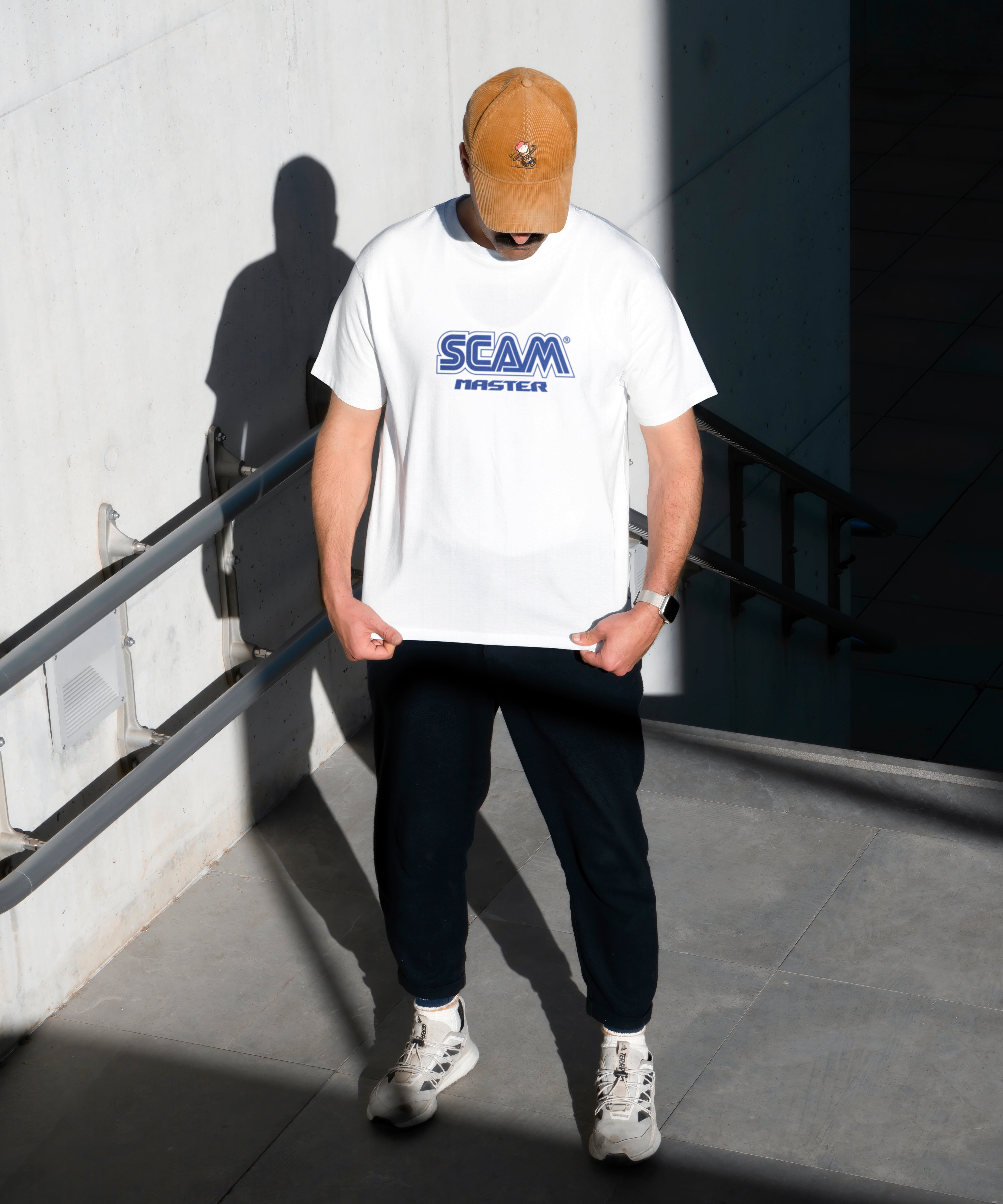 มาชินา | เสื้อยืดสีขาว VHS 