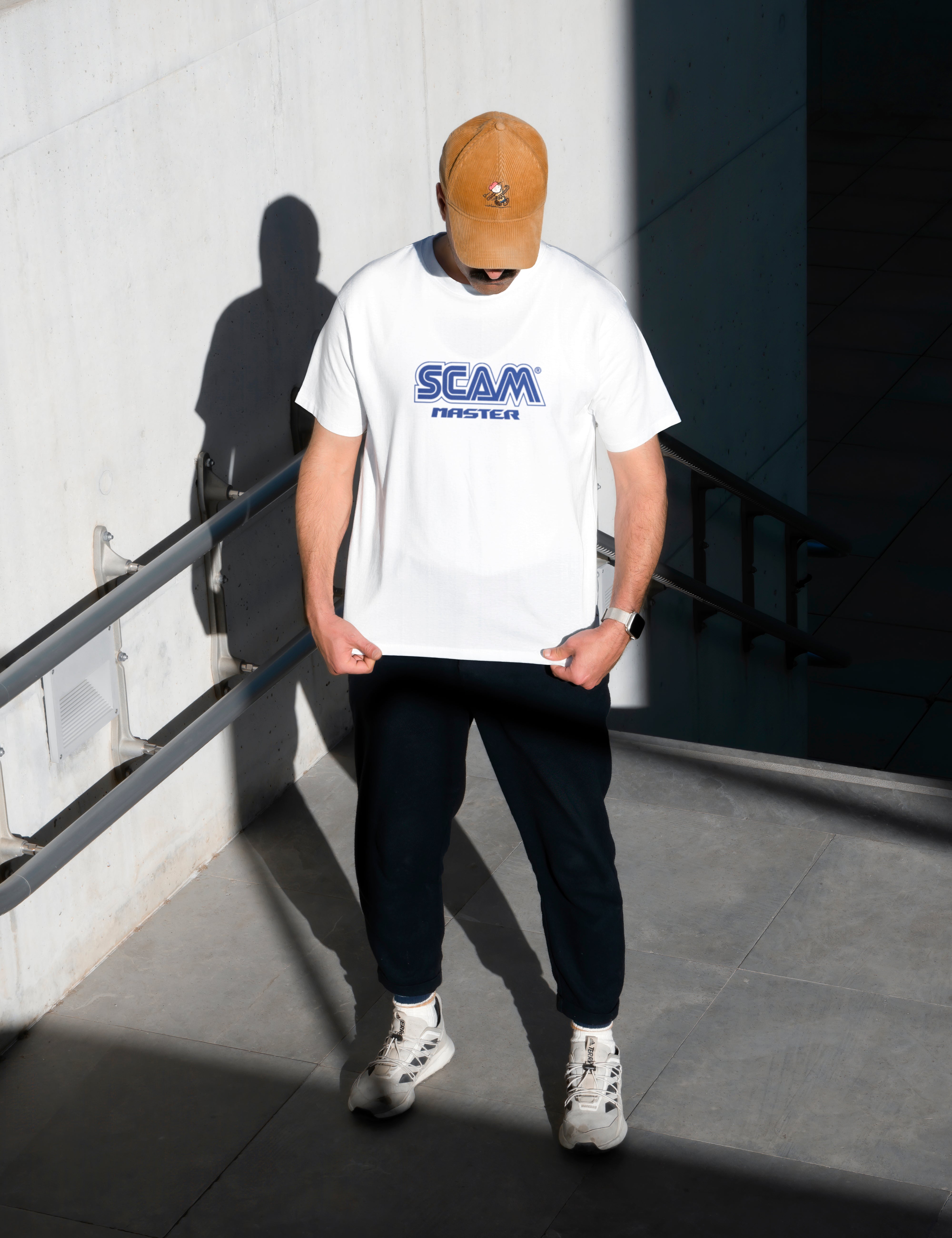 มาชินา | เสื้อยืดสีขาว VHS 
