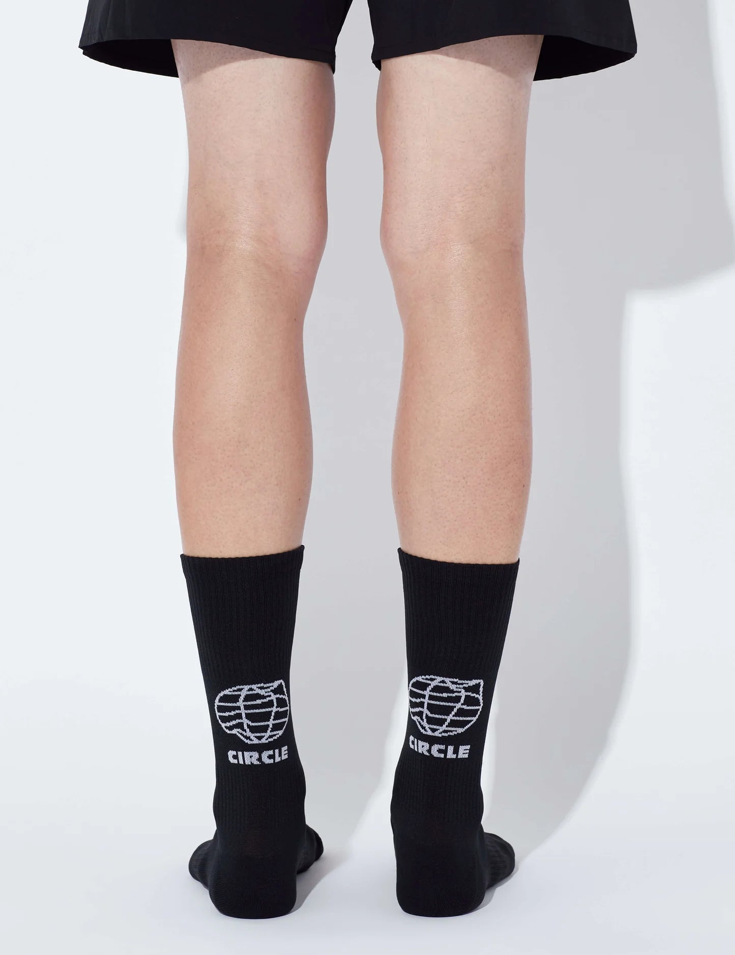 Circle | SPEEDY HIGH PLANET RUNNING SOCKS - Black