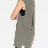 Hermanos Koumori x New Era - เสื้อยืดสีครีม