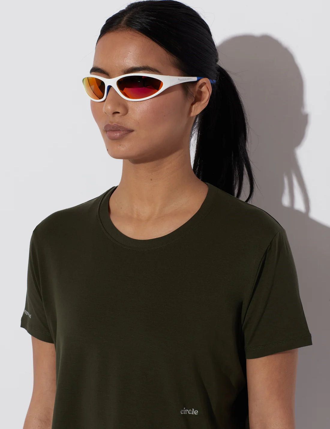 Circle | SMOOTH OPERATOR CROP-TOP - Moss