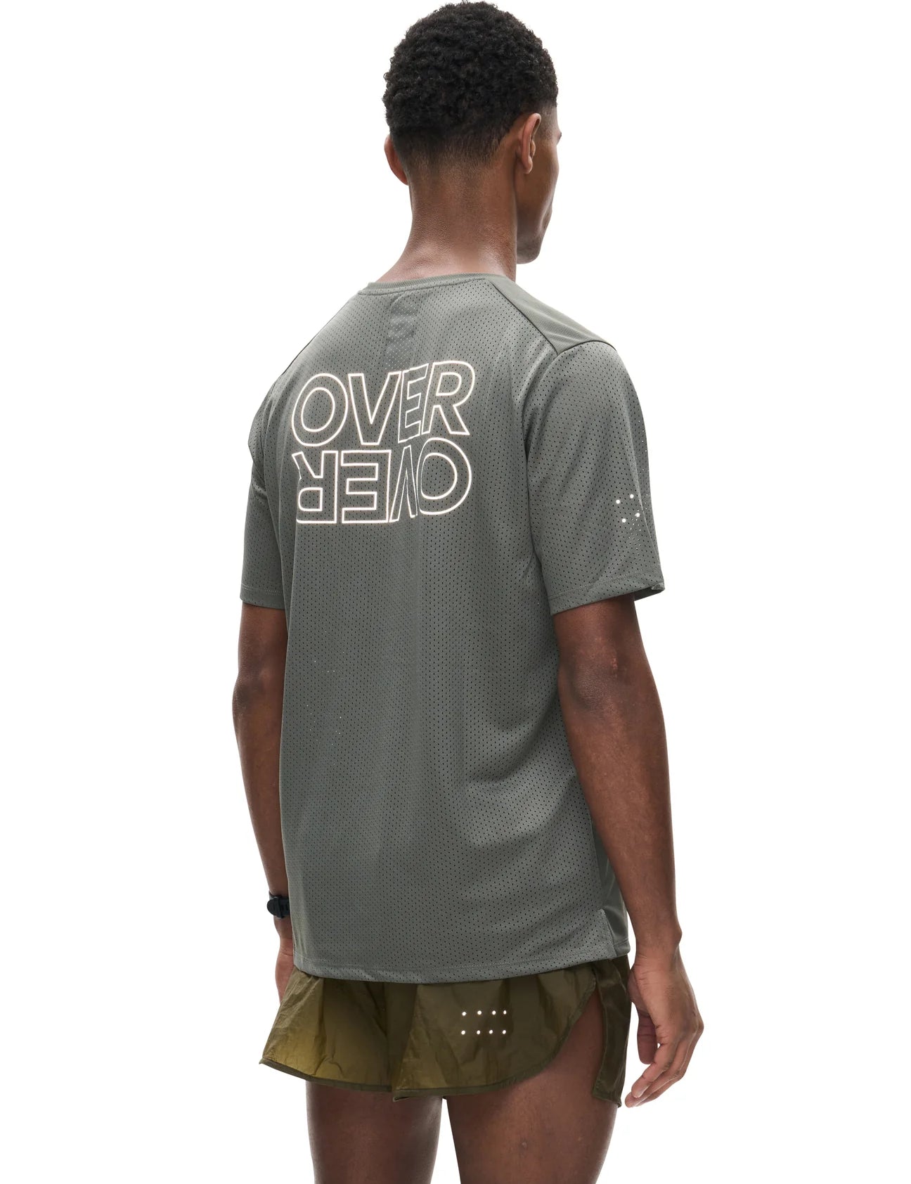 Over Over | เสื้อยืดสปอร์ต - สีดำ 