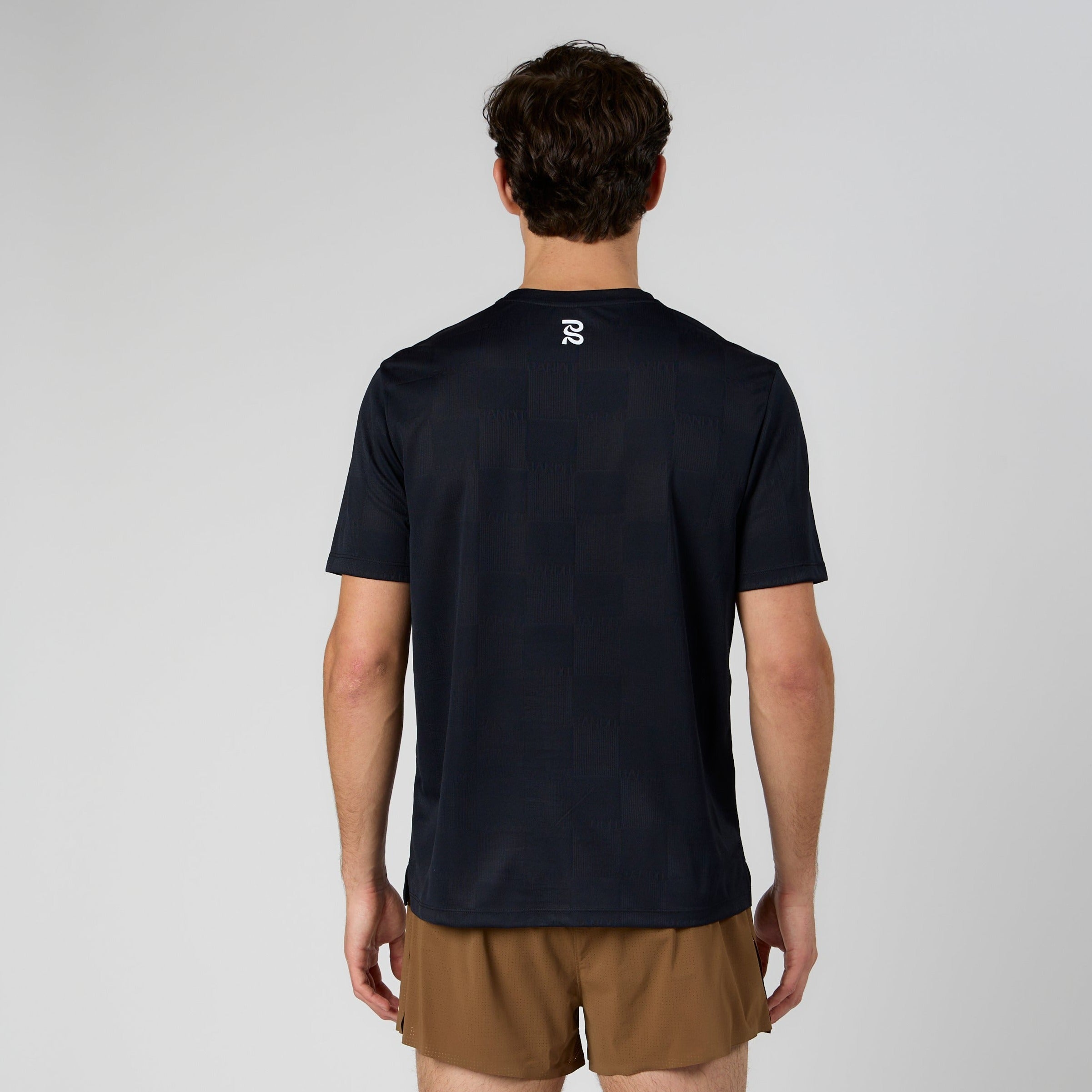 Bandit | เสื้อยืดลาย Cheque Jacquard - ยูนิเซ็กส์ สีดำ 