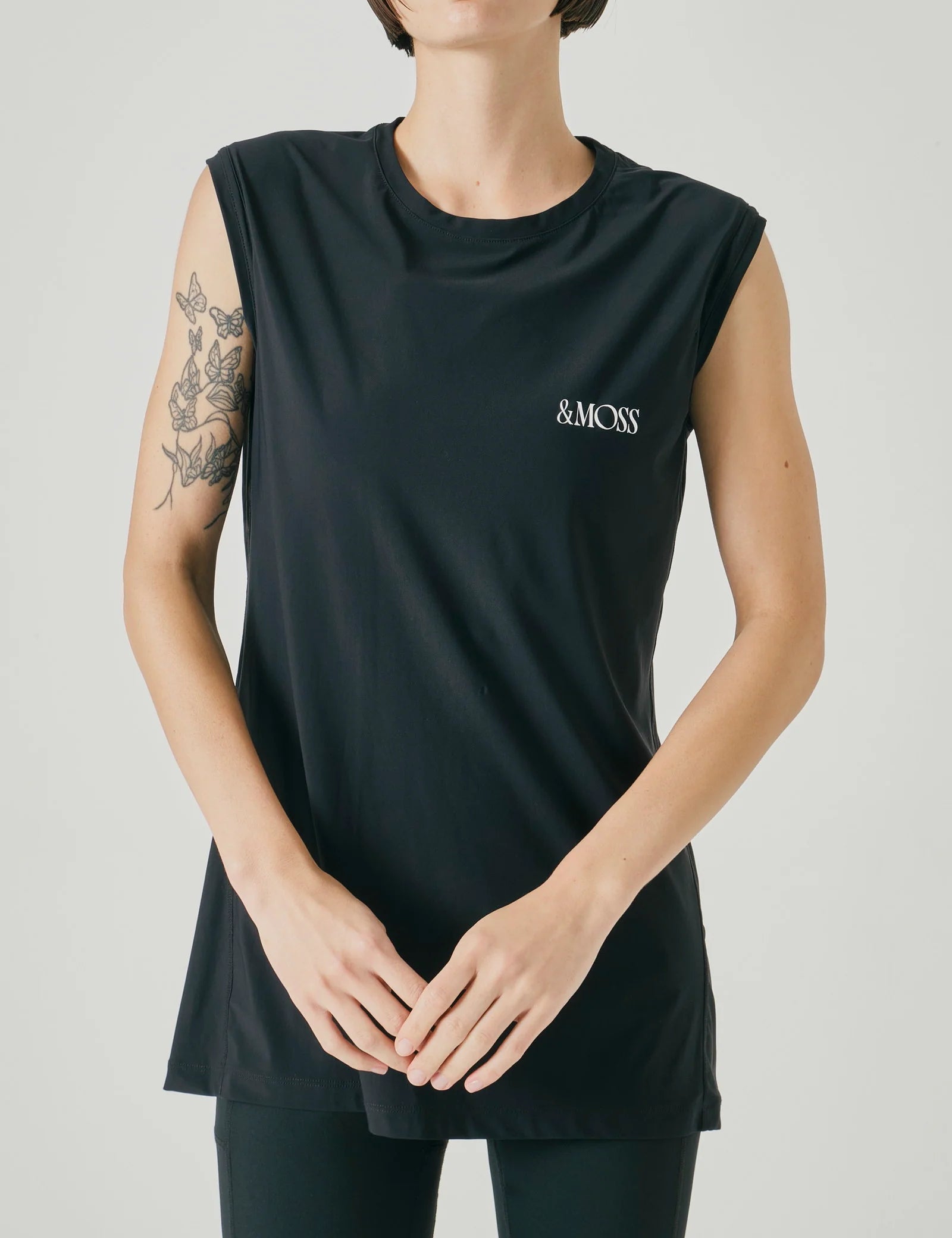 &Moss | SMOOTH TOUCH NO SLEEVE T-SHIRTS (W) - Black