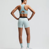 Bandit | Stamina™ Scoop Neck Race Crop - สีดำ 