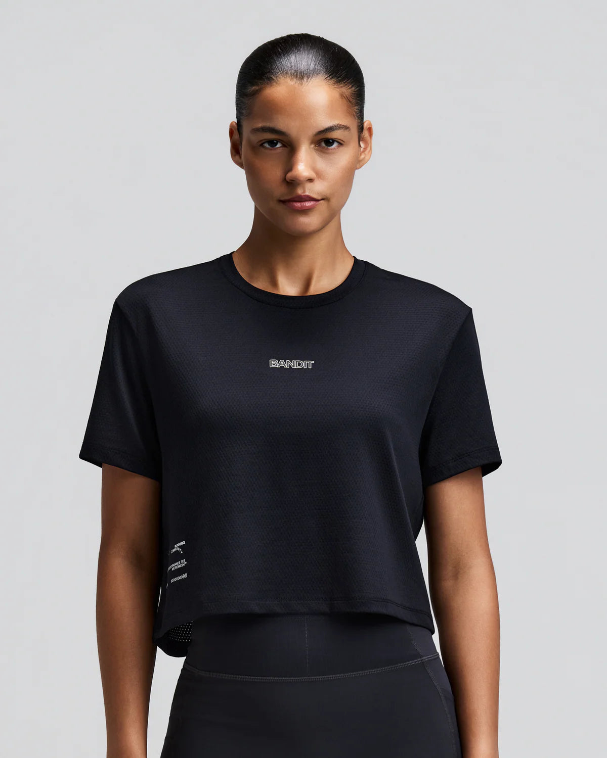Bandit | Women's Micromesh™ Cropped Run Tee - Black