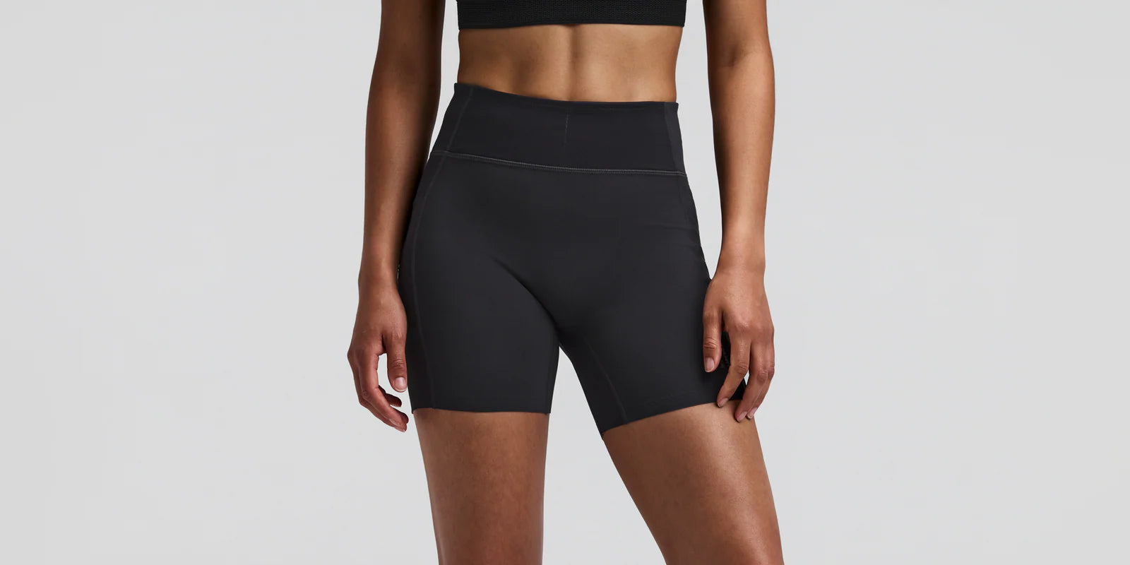 Bandit | Women's Vanisher™ 5" High Waist Compression Shorts - Anthracite