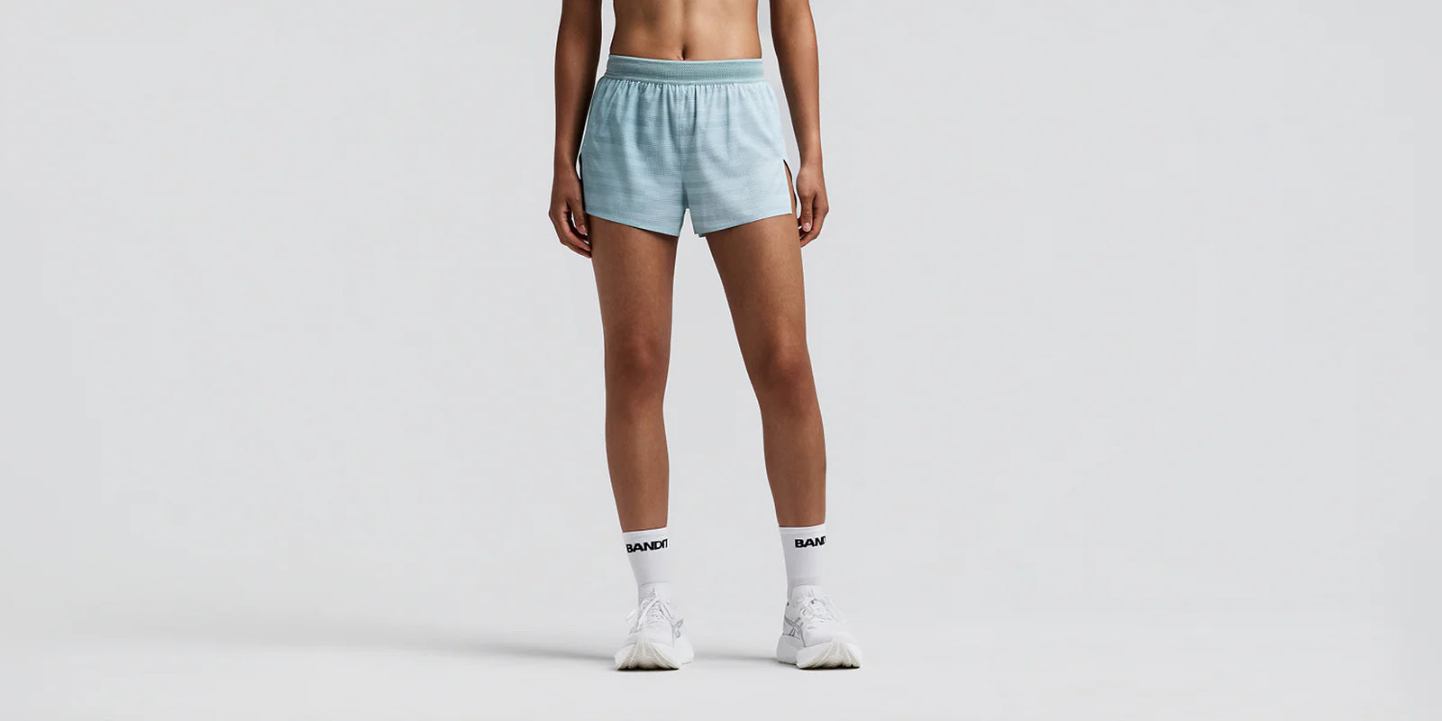 Bandit | Women's CoolGrid™ 3" Split Shorts - Uneven Gradient - Lagoon / Mist